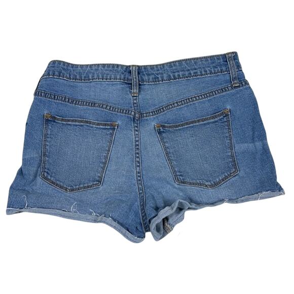 Universal Thread Floral Embroidered Denim Shorts - Picture 4 of 7